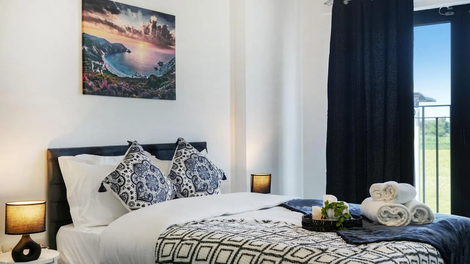 Modern Apartments With Free Parking Near Heathrow Colnbrook