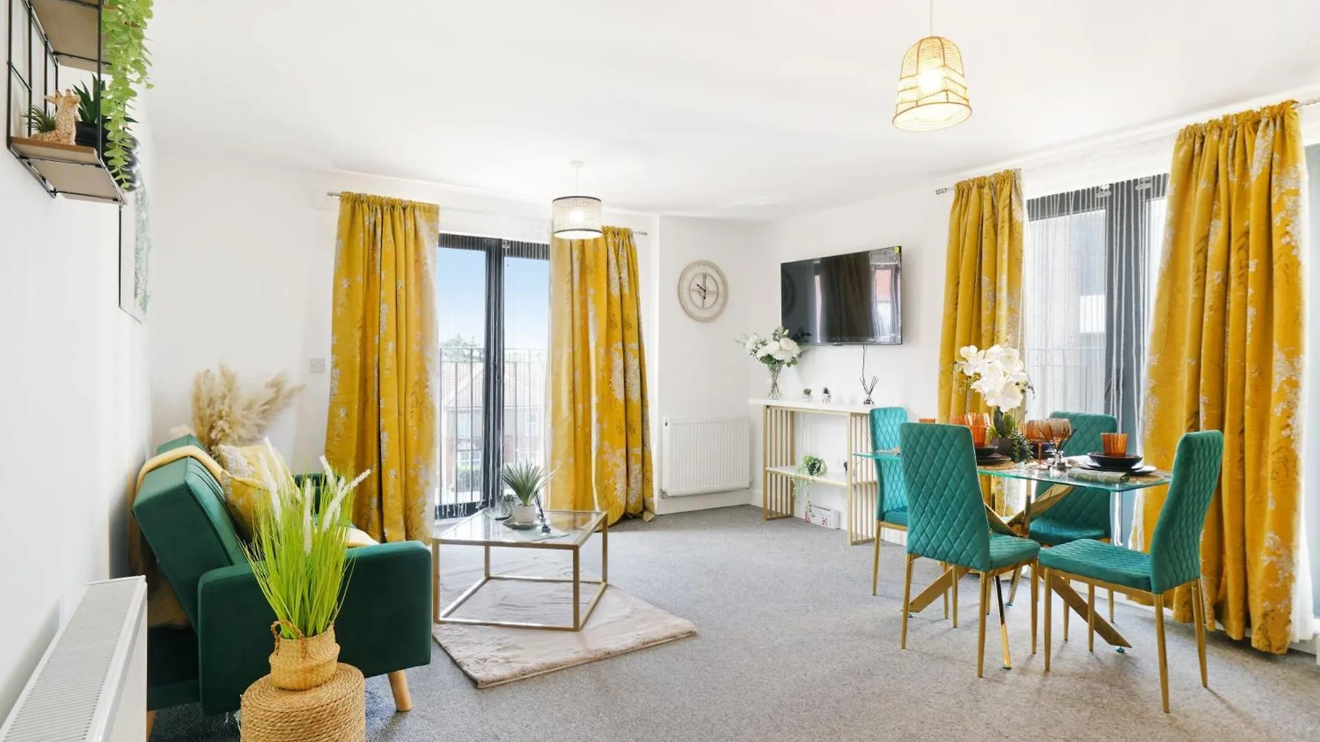 Modern Apartments With Free Parking Near Heathrow Colnbrook 0*,