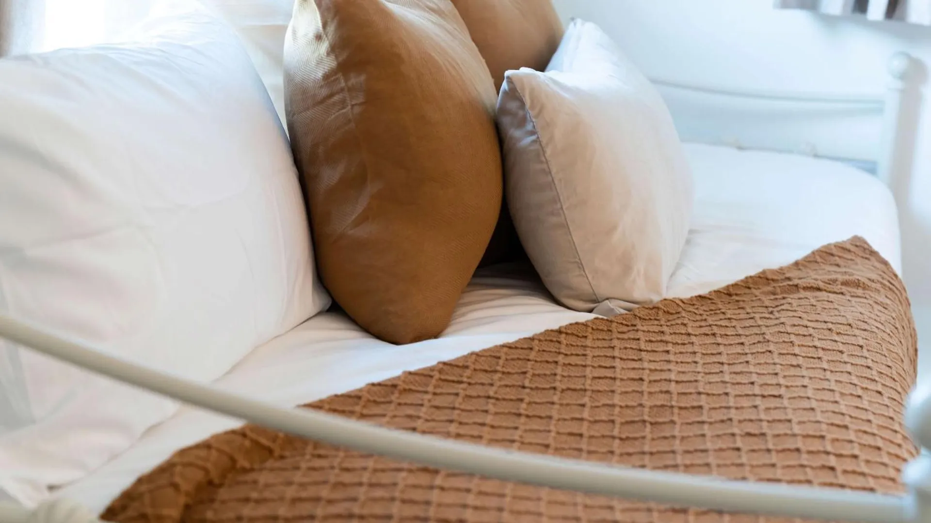 Modern Apartments With Free Parking Near Heathrow Colnbrook United Kingdom