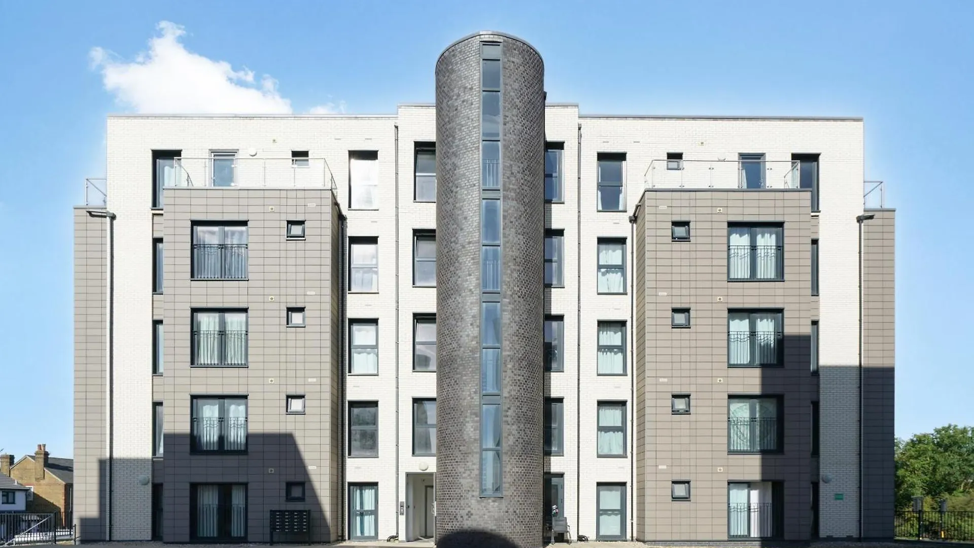 Modern Apartments With Free Parking Near Heathrow Colnbrook 0*,  United Kingdom