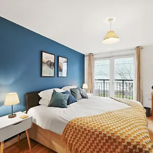 Stylish And Comfortable 2br Flat In Bs - Fast Wi-fi! , Bishop's Stortford United Kingdom